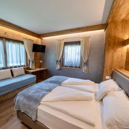 Hotel Siera Hof Sappada Buitenkant foto